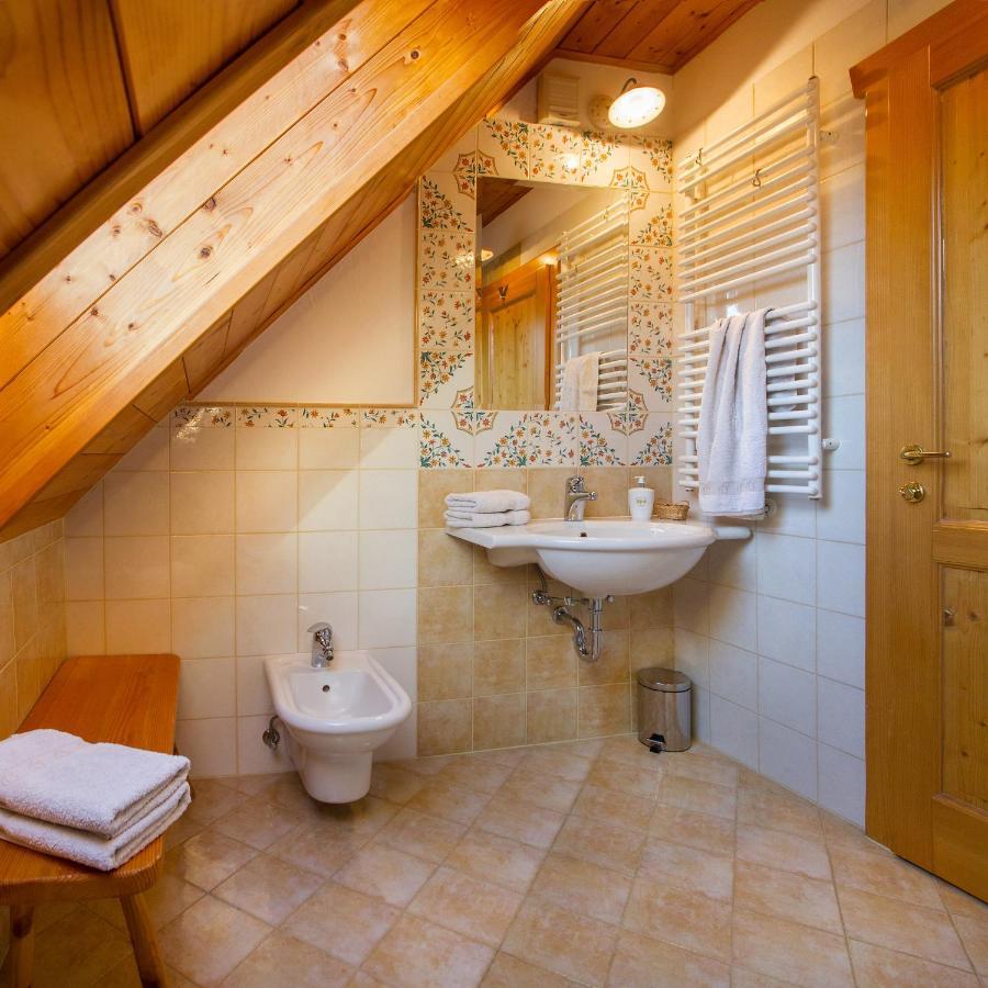 Farm Stay Pirc ラーシュコ エクステリア 写真